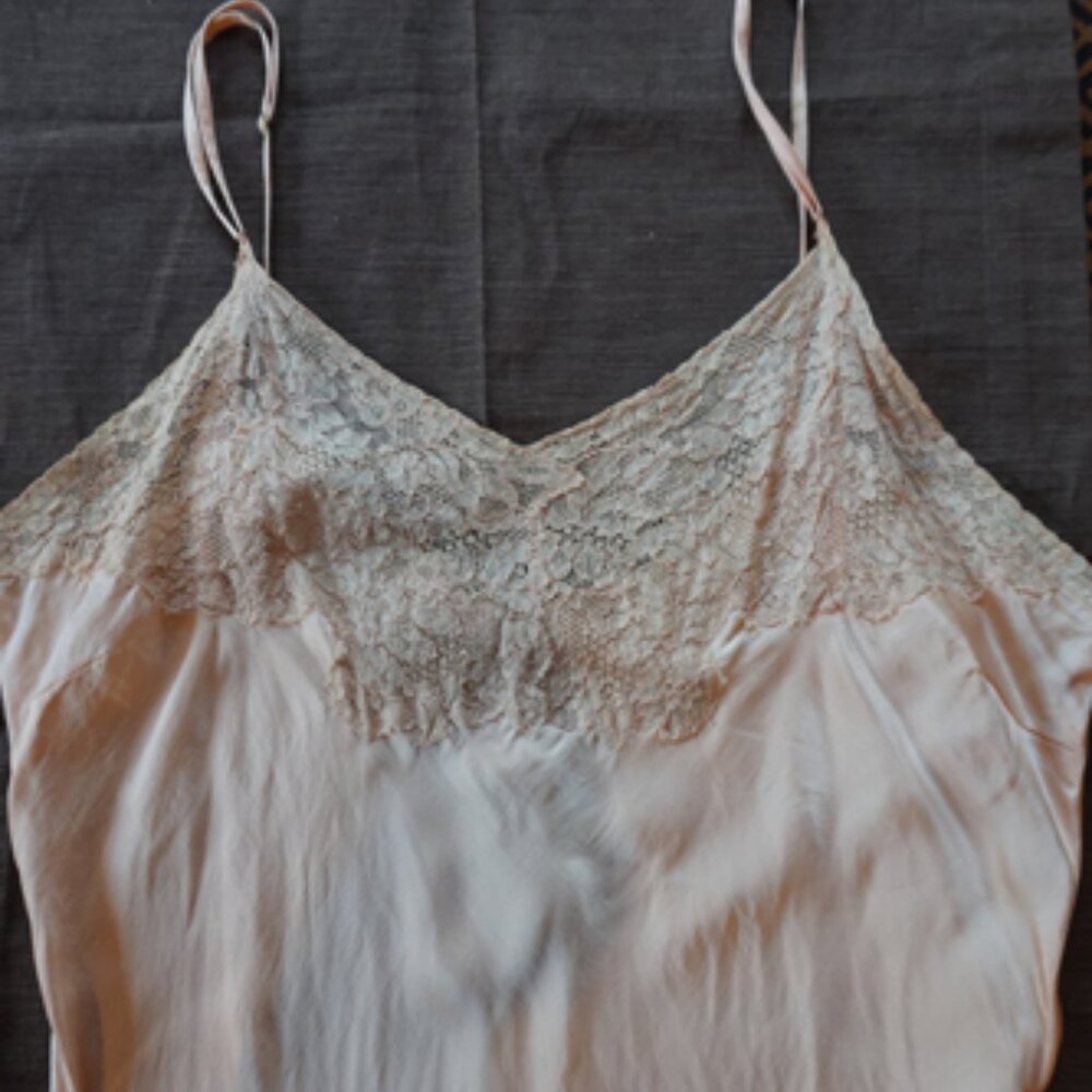 Vintage 1930's French Peach Silk Nightie/.Chemise/Slip Bias Cut VGUC Size M